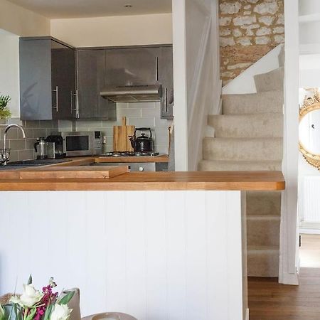 Stylish Painswick Getaway Villa Eksteriør bilde