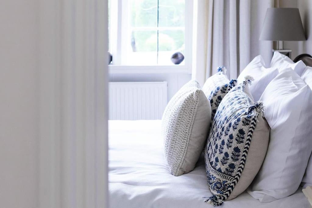 Stylish Painswick Getaway Villa Eksteriør bilde