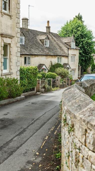 Stylish Painswick Getaway Villa Eksteriør bilde
