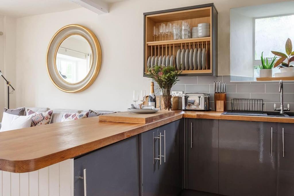 Stylish Painswick Getaway Villa Eksteriør bilde