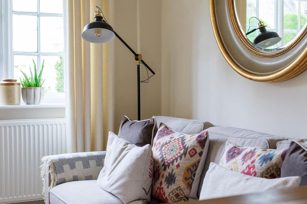 Stylish Painswick Getaway Villa Eksteriør bilde